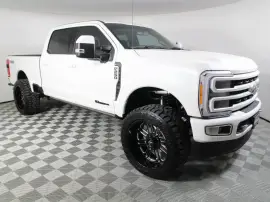 2023 Ford F250 Platinum Lifted Truck