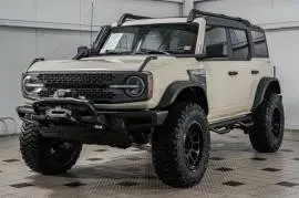 Lifted 2022 Ford Bronco Everglades