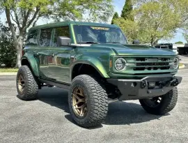 Lifted 2022 Ford Bronco  Big Bend