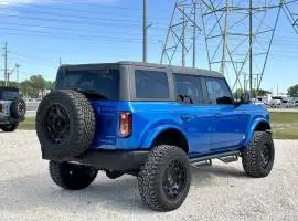 Lifted 2022 Ford Bronco Outer Banks