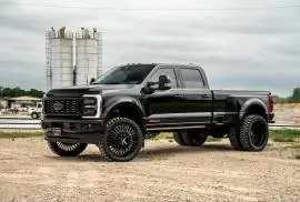 Lifted Truck 2024 Ford F450 Limited